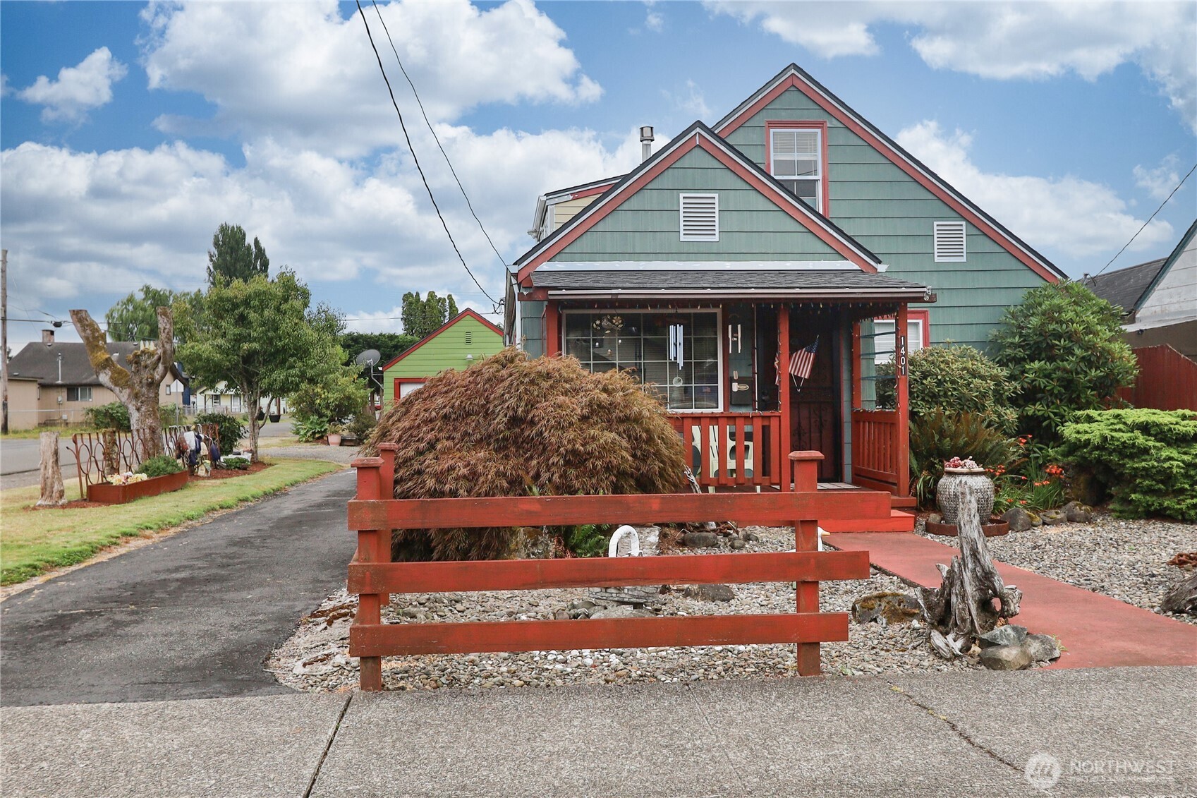 1401 Bay Avenue Property Photo 1