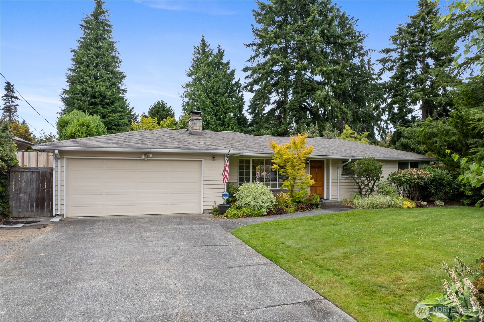 7215 25th Street Property Photo 3