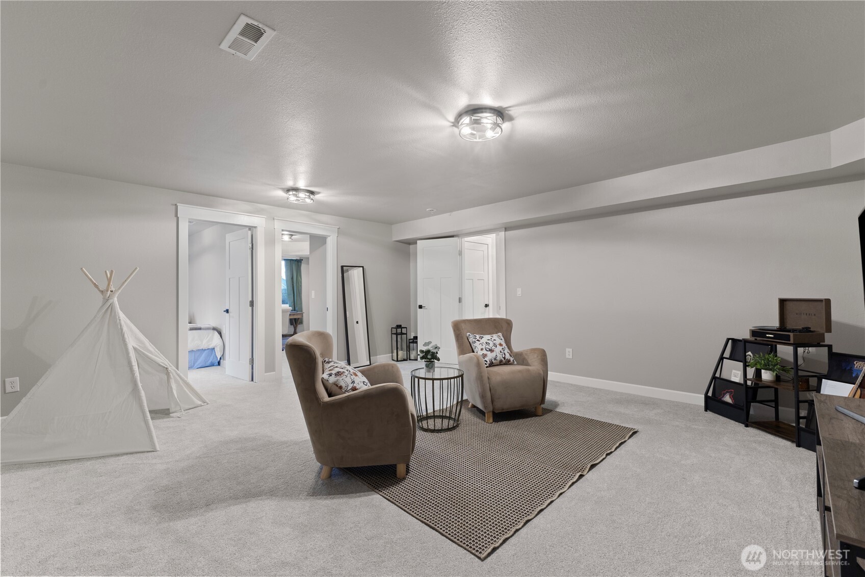 2207 186th Avenue Property Photo 21