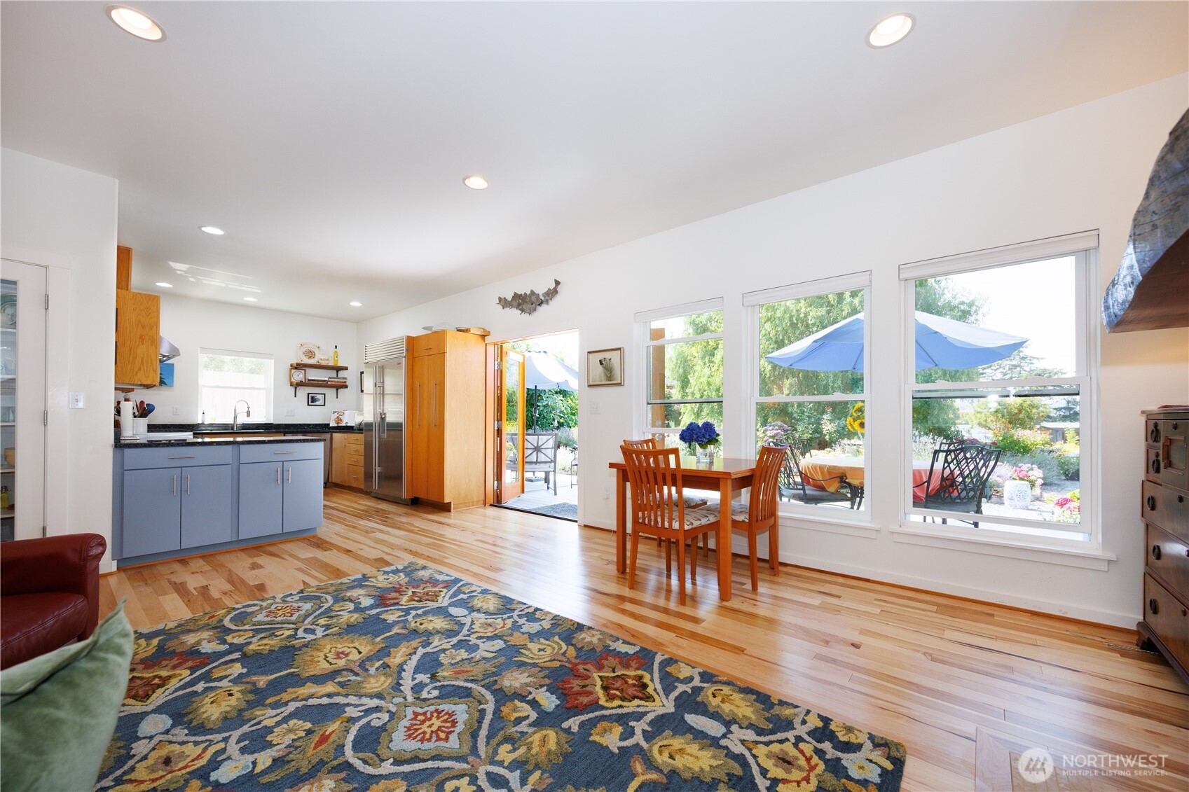 11256 2nd Street Property Photo 6