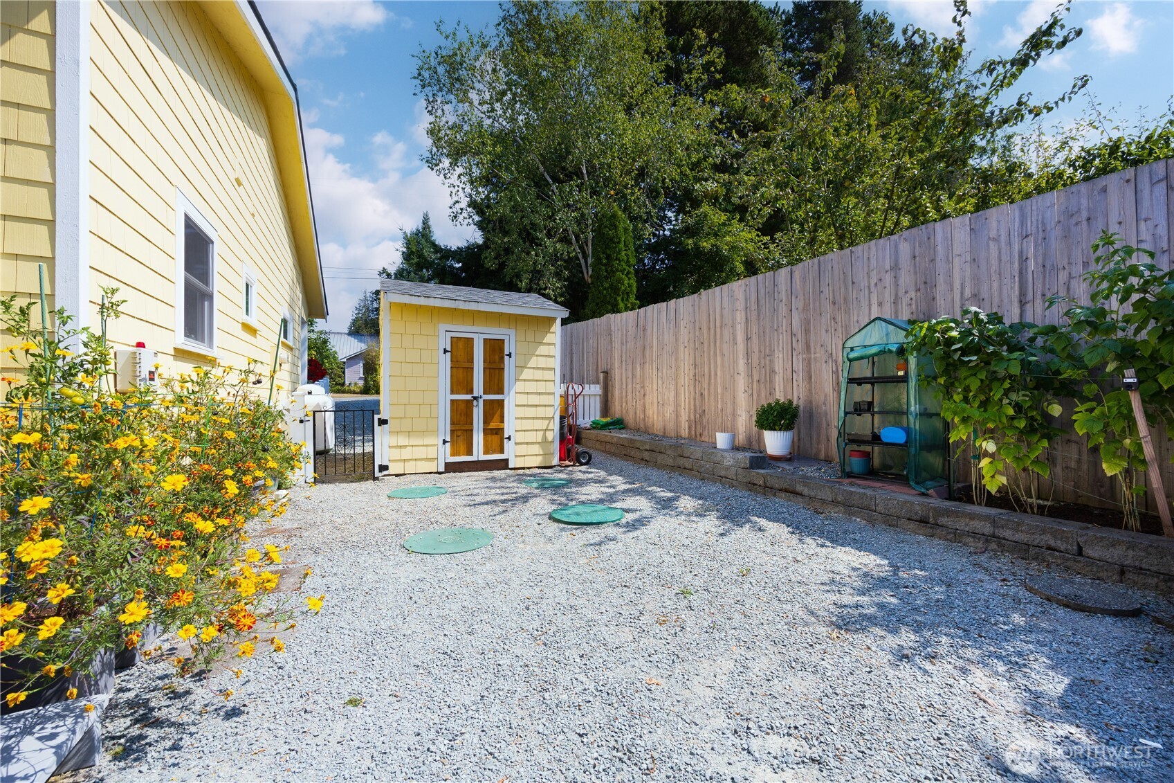 11256 2nd Street Property Photo 25