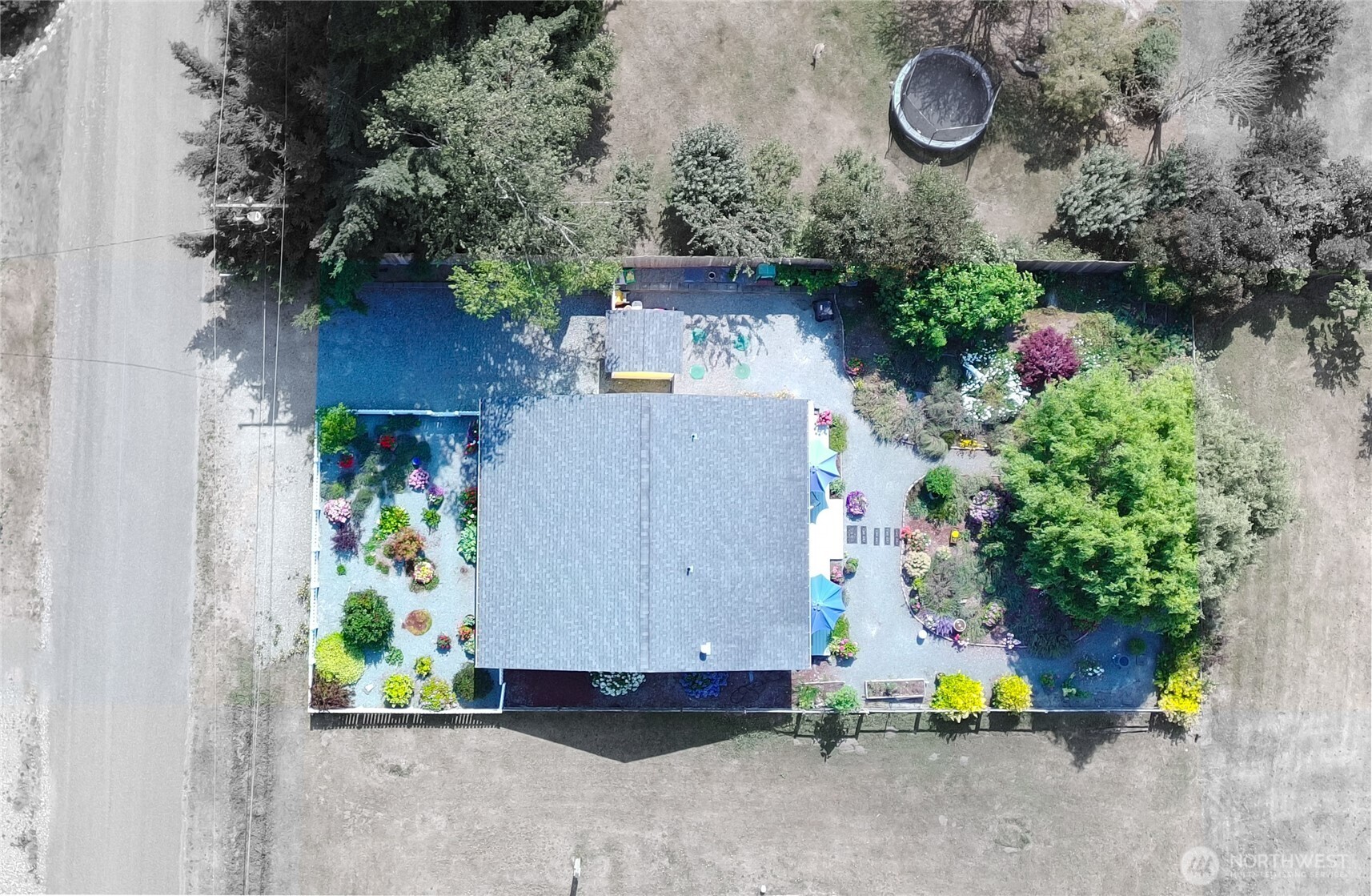 11256 2nd Street Property Photo 32