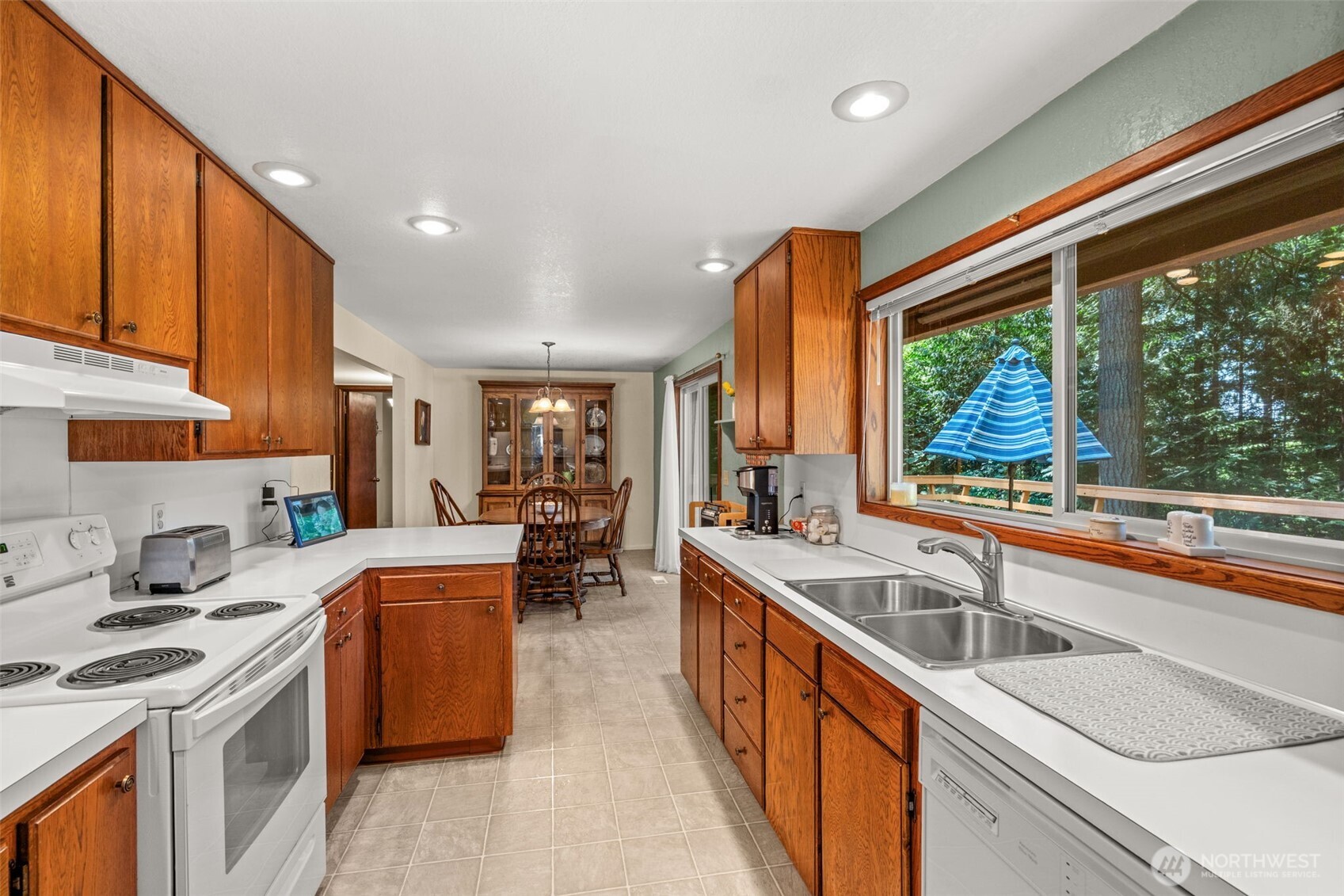 132 Armstrong Road Property Photo 15