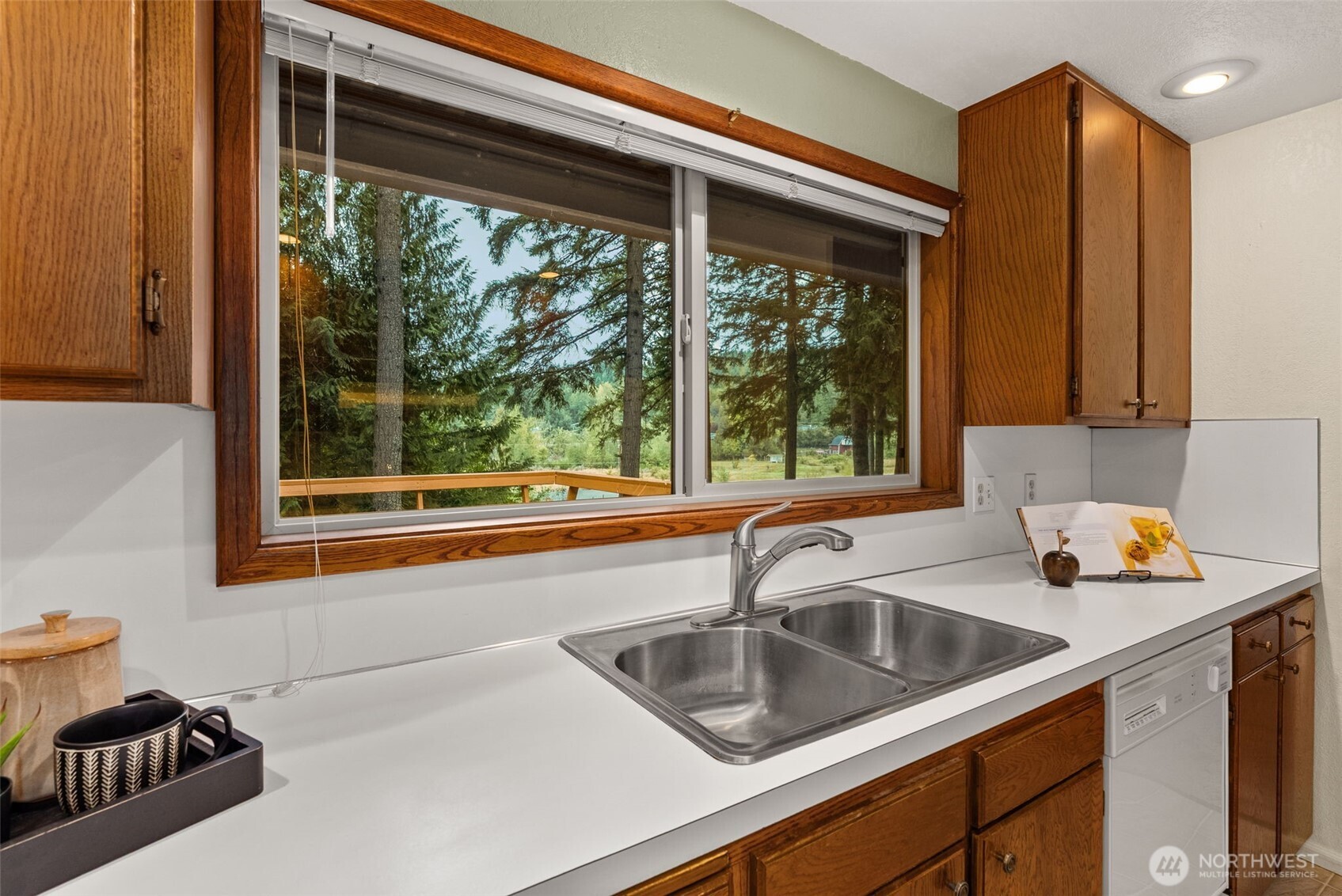 132 Armstrong Road Property Photo 17