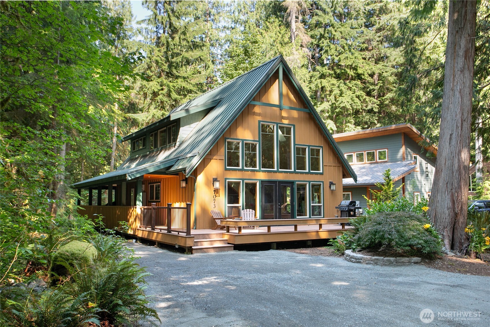 7073 Rainier Way Property Photo 1