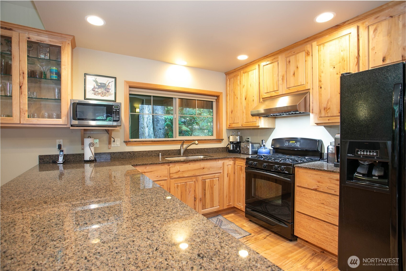 7073 Rainier Way Property Photo 11