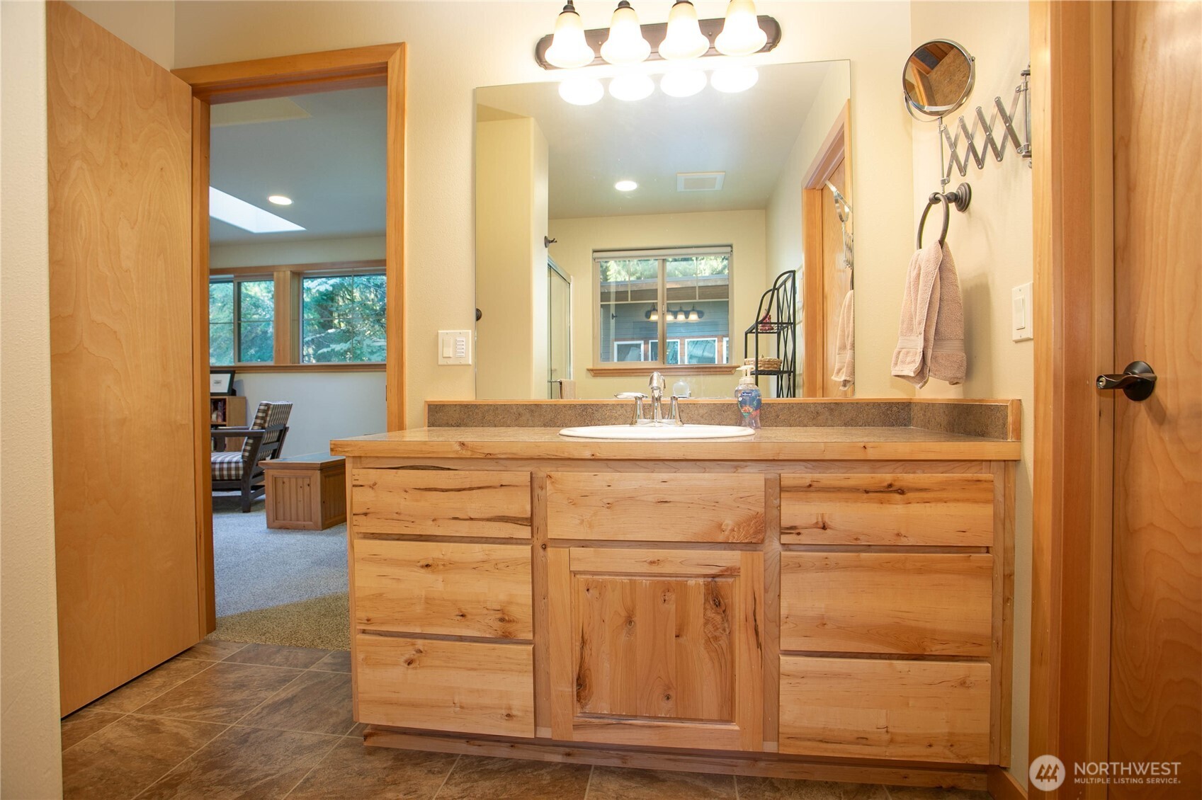 7073 Rainier Way Property Photo 20