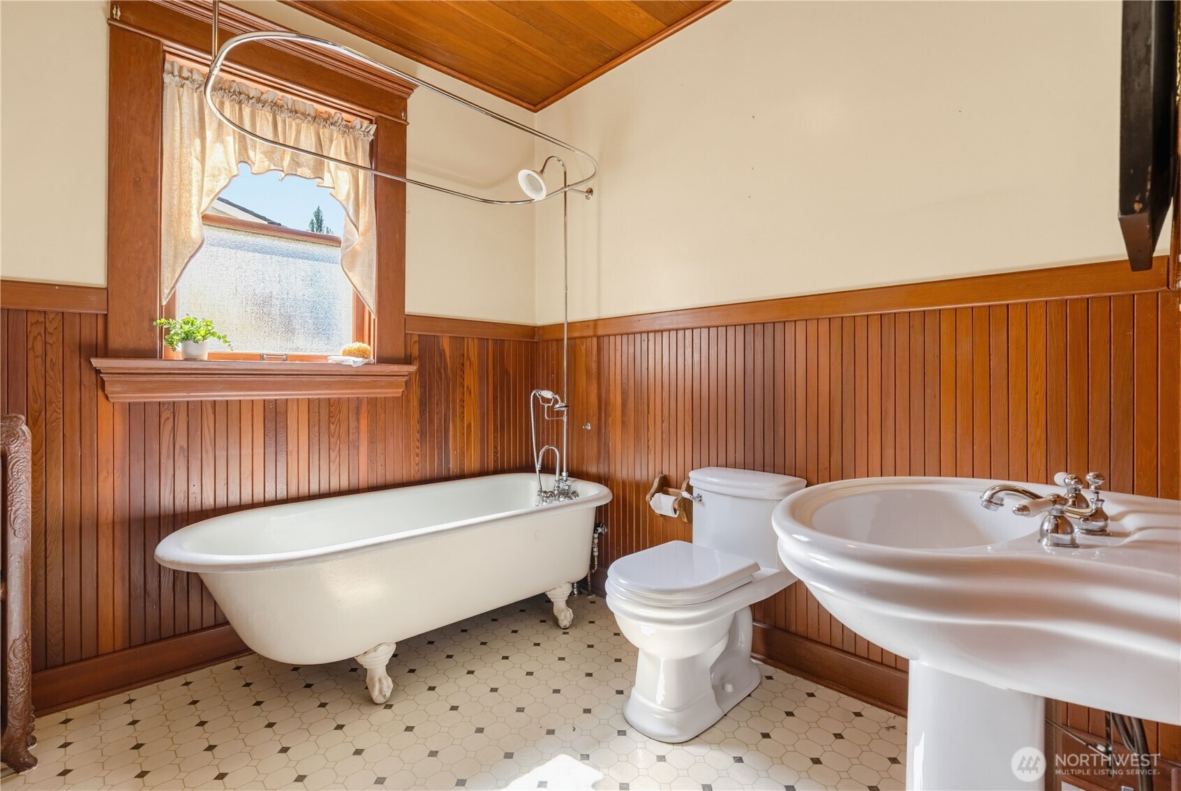 427 N Garden Property Photo 33