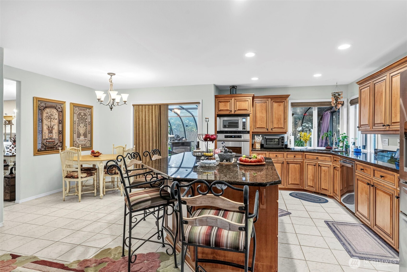 1709 Nw 86th Way Property Photo 13