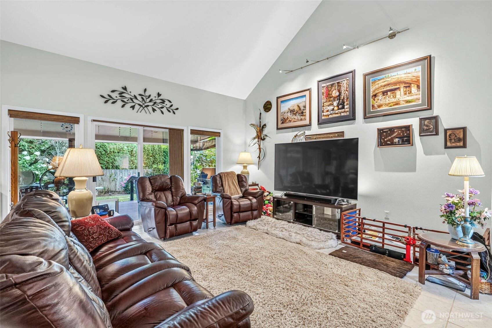1709 Nw 86th Way Property Photo 17