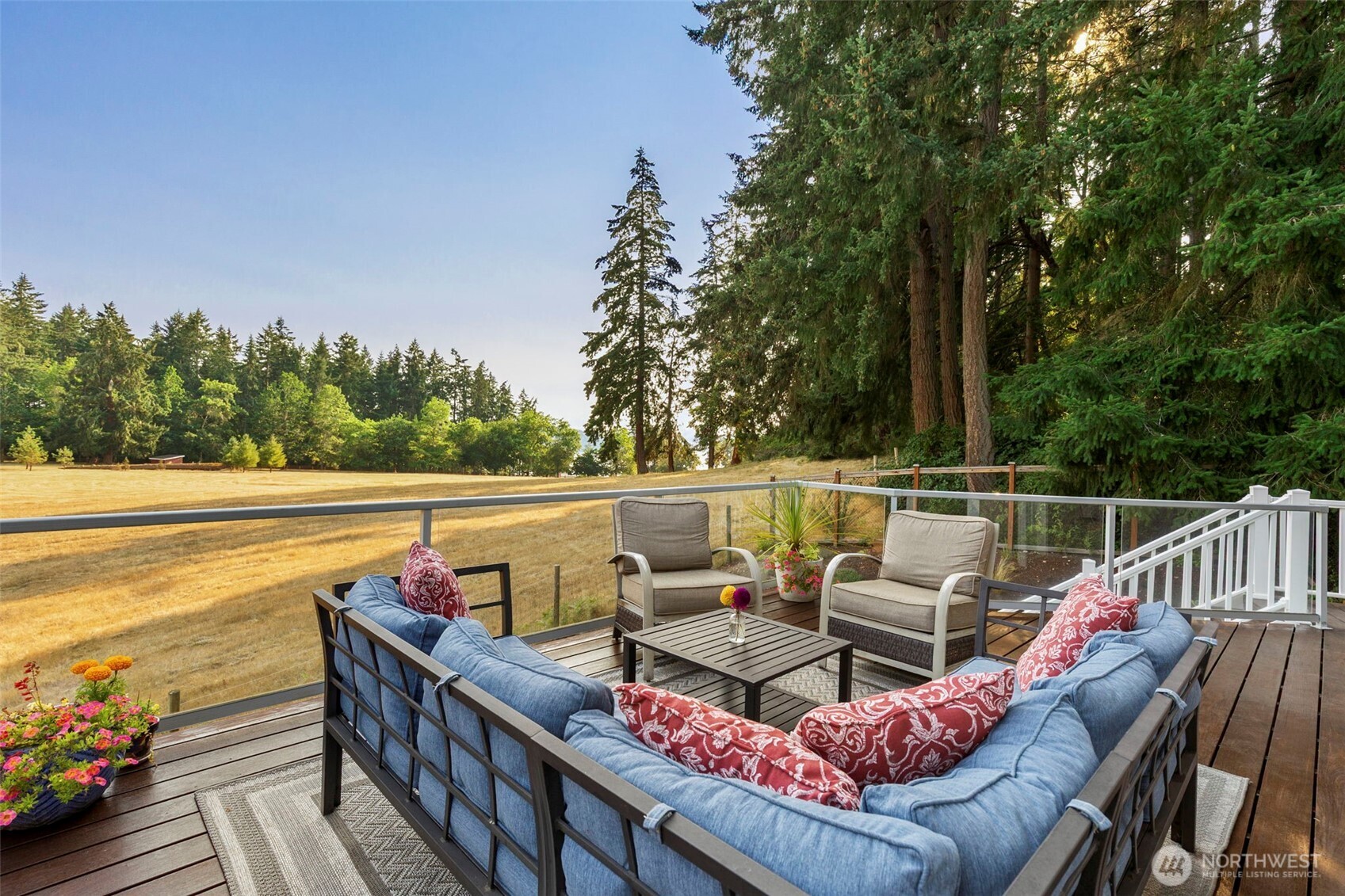 888 Leschi Way Property Photo 1
