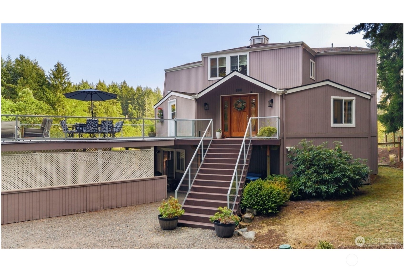888 Leschi Way Property Photo 24