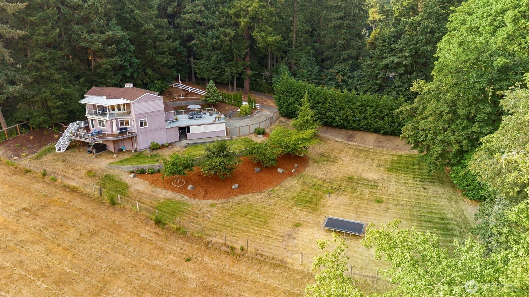 888 Leschi Way Property Photo 27