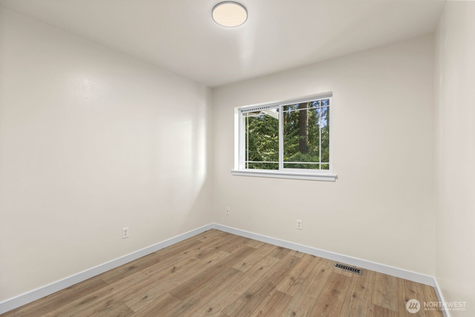 7508 Tyee Road Property Photo 12