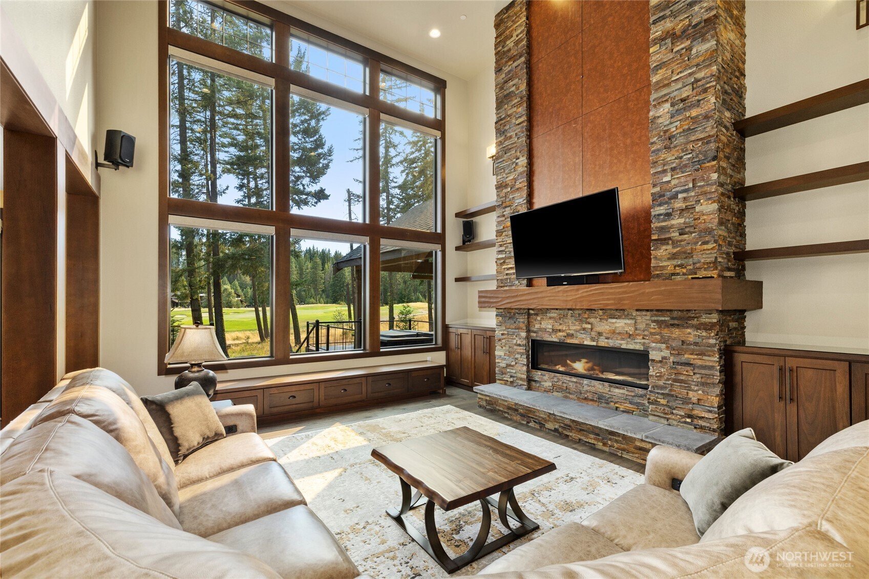 2221 Coal Mine Way Property Photo 7
