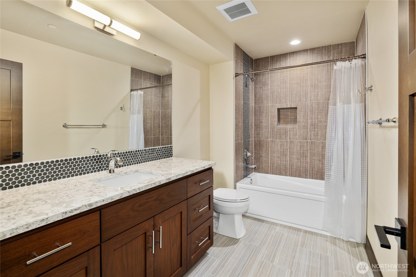 2221 Coal Mine Way Property Photo 35