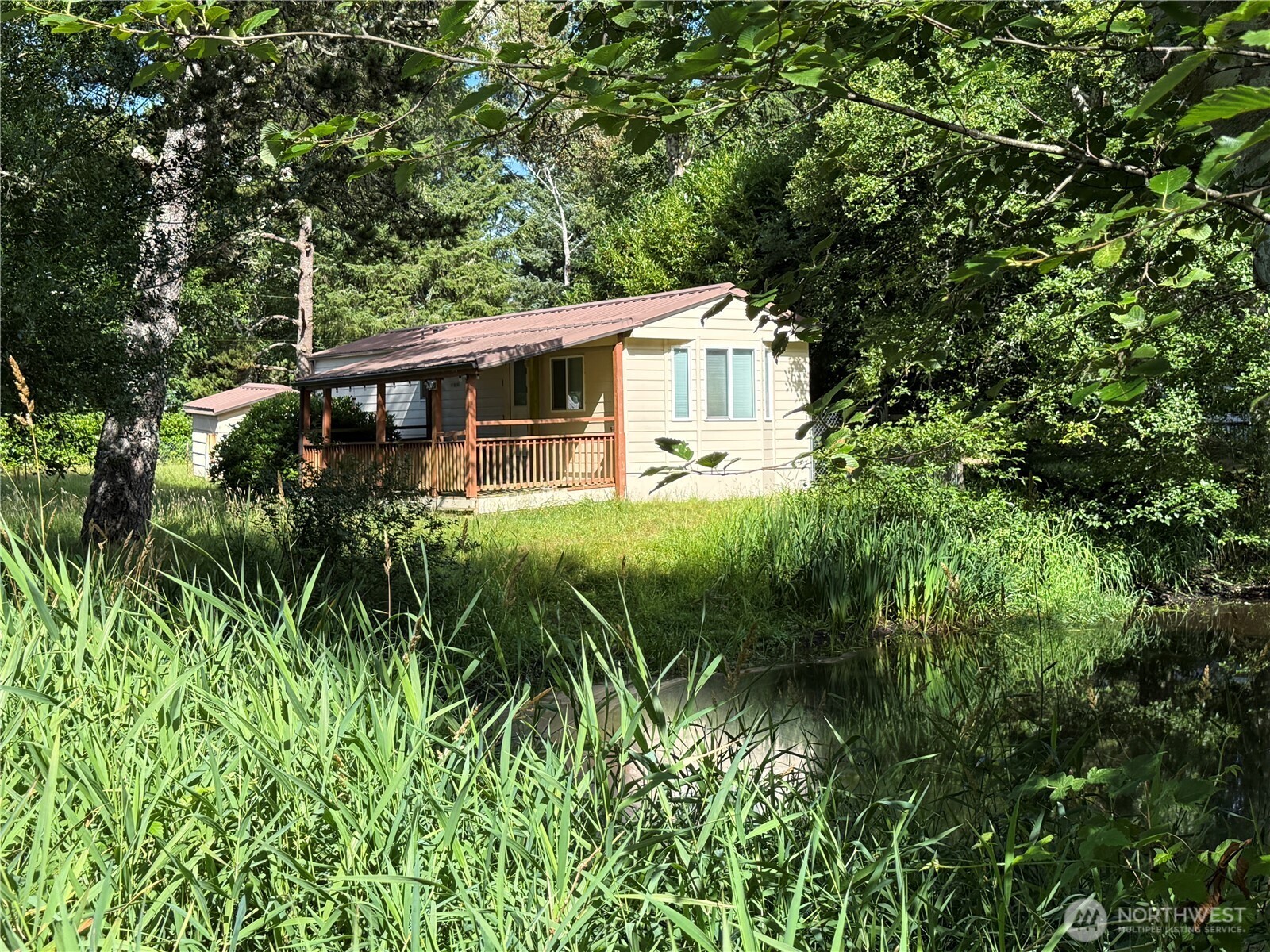 1703 321st Place Property Photo 3