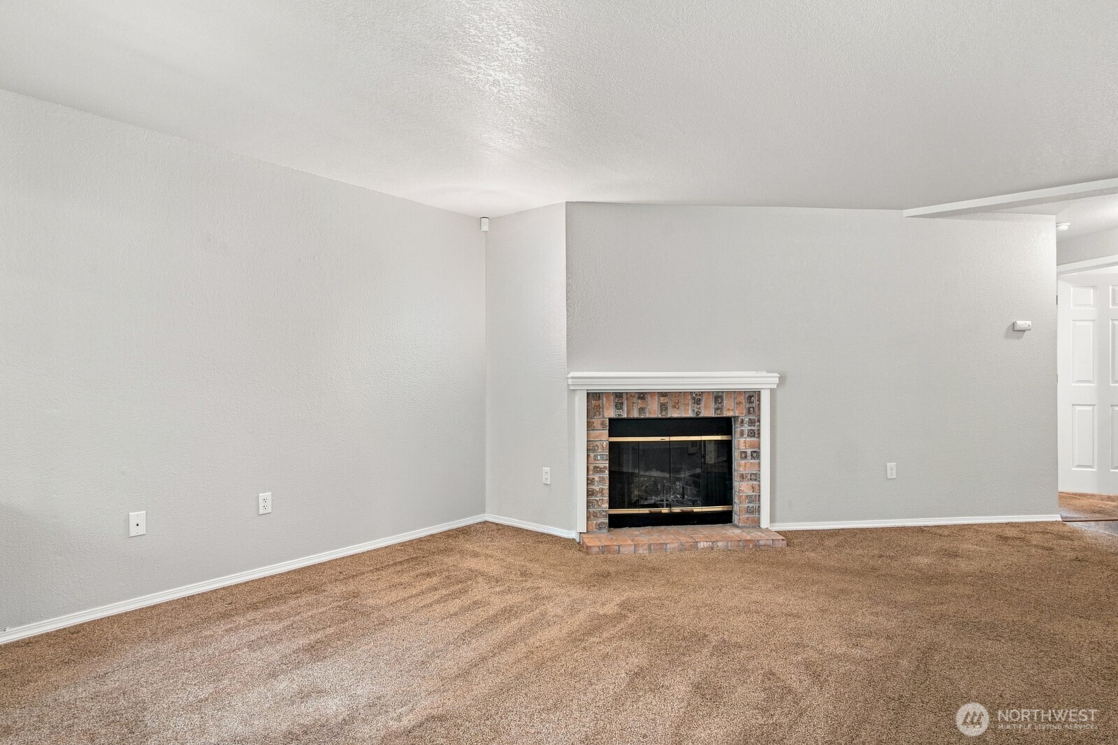 15433 Country Club Drive E103 Property Photo 10