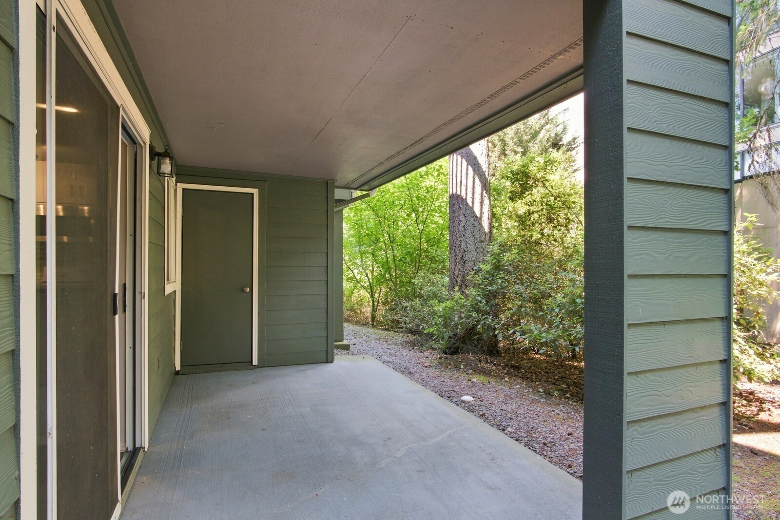 15433 Country Club Drive E103 Property Photo 15