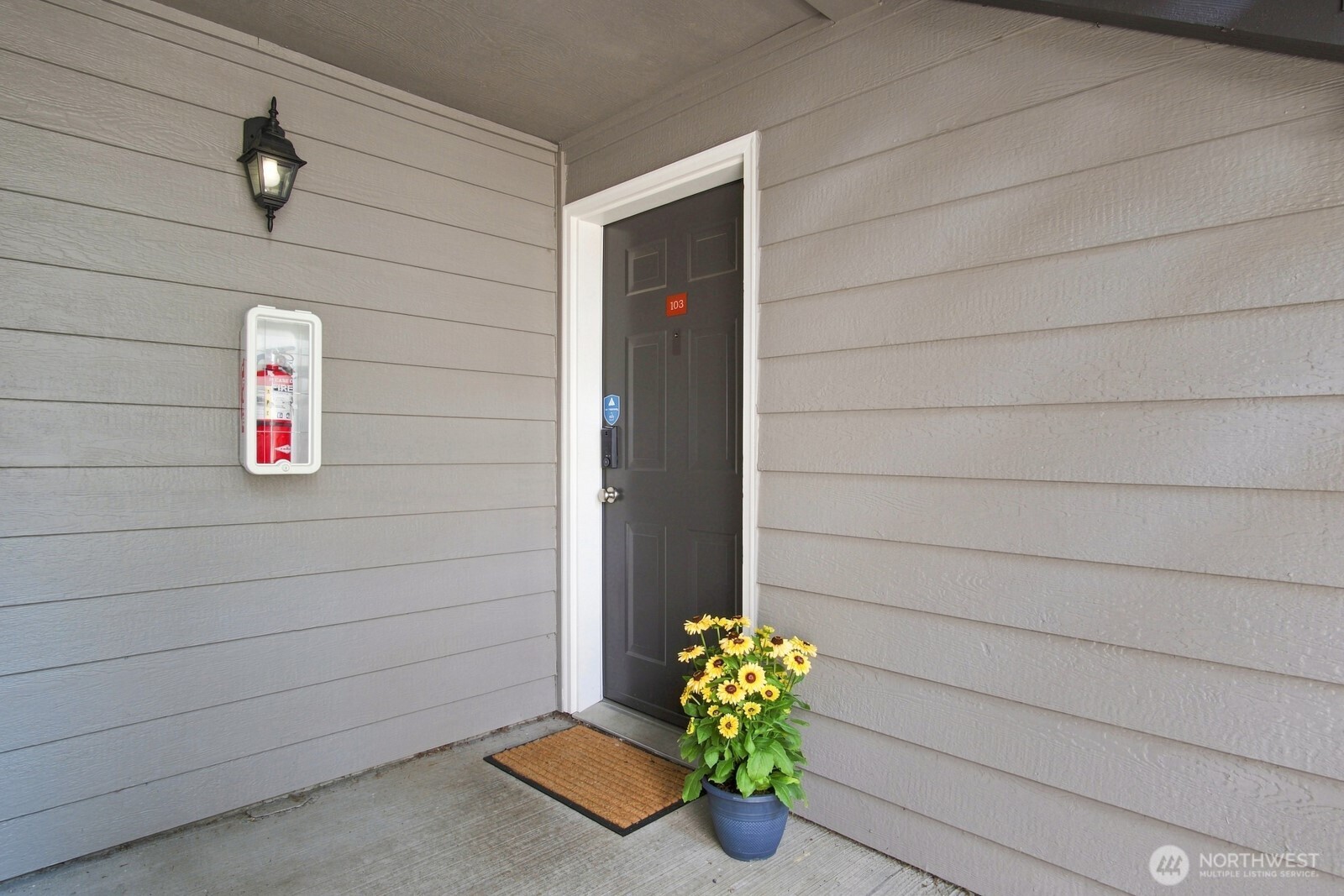 15433 Country Club Drive E103 Property Photo 20