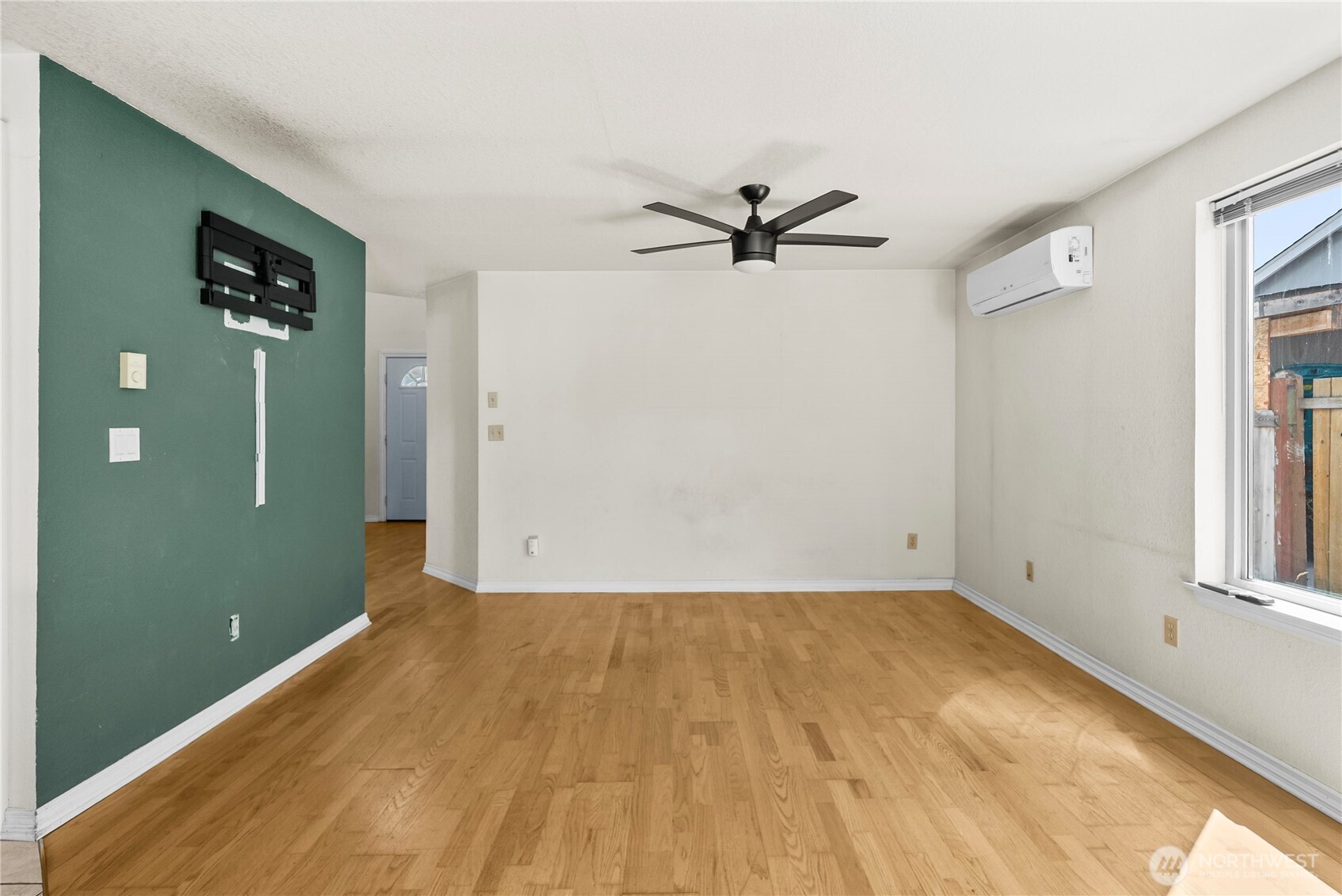 14718 22nd Ave E Avenue Property Photo 7