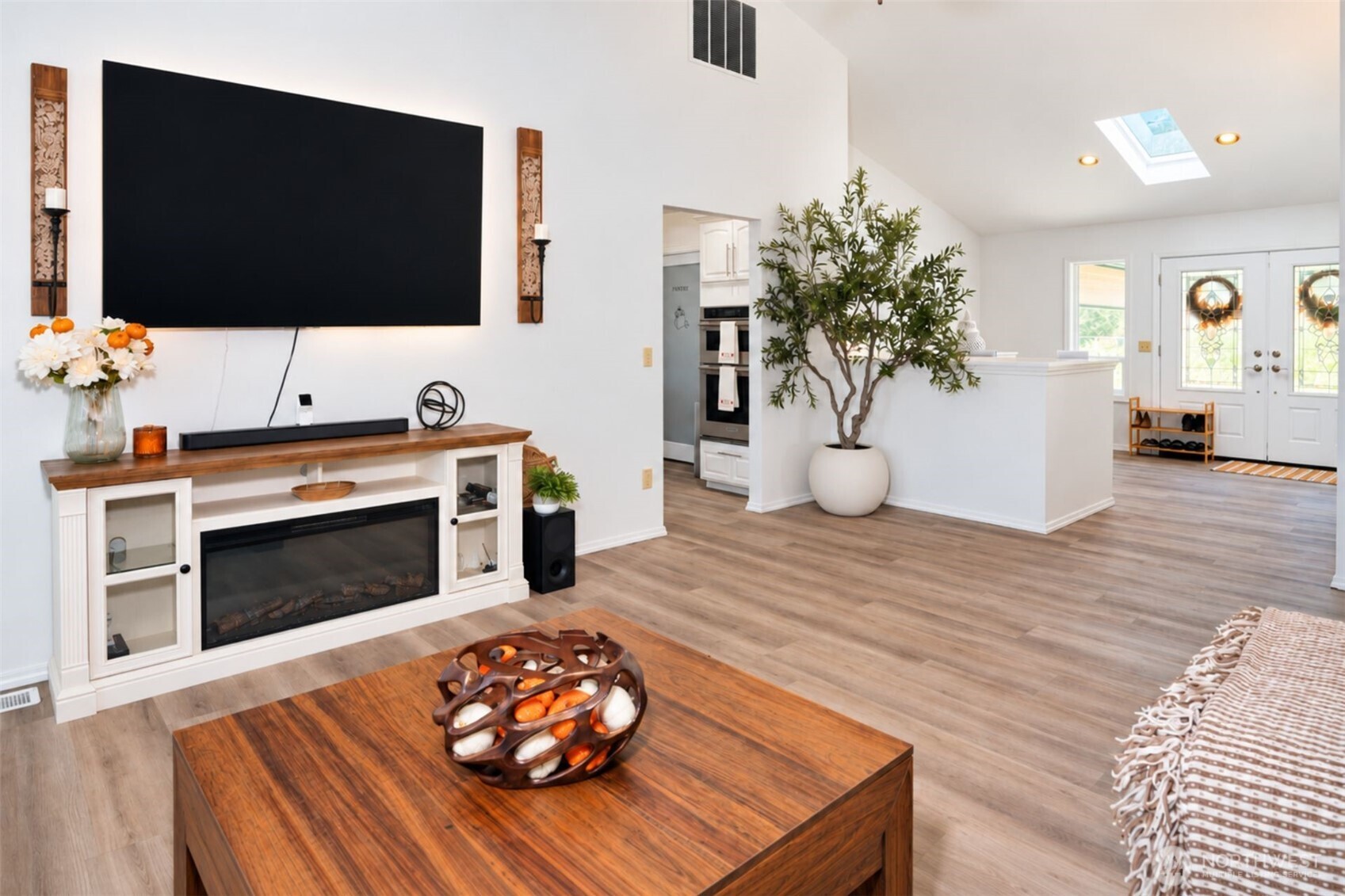 14110 Glenwood Road Property Photo 5