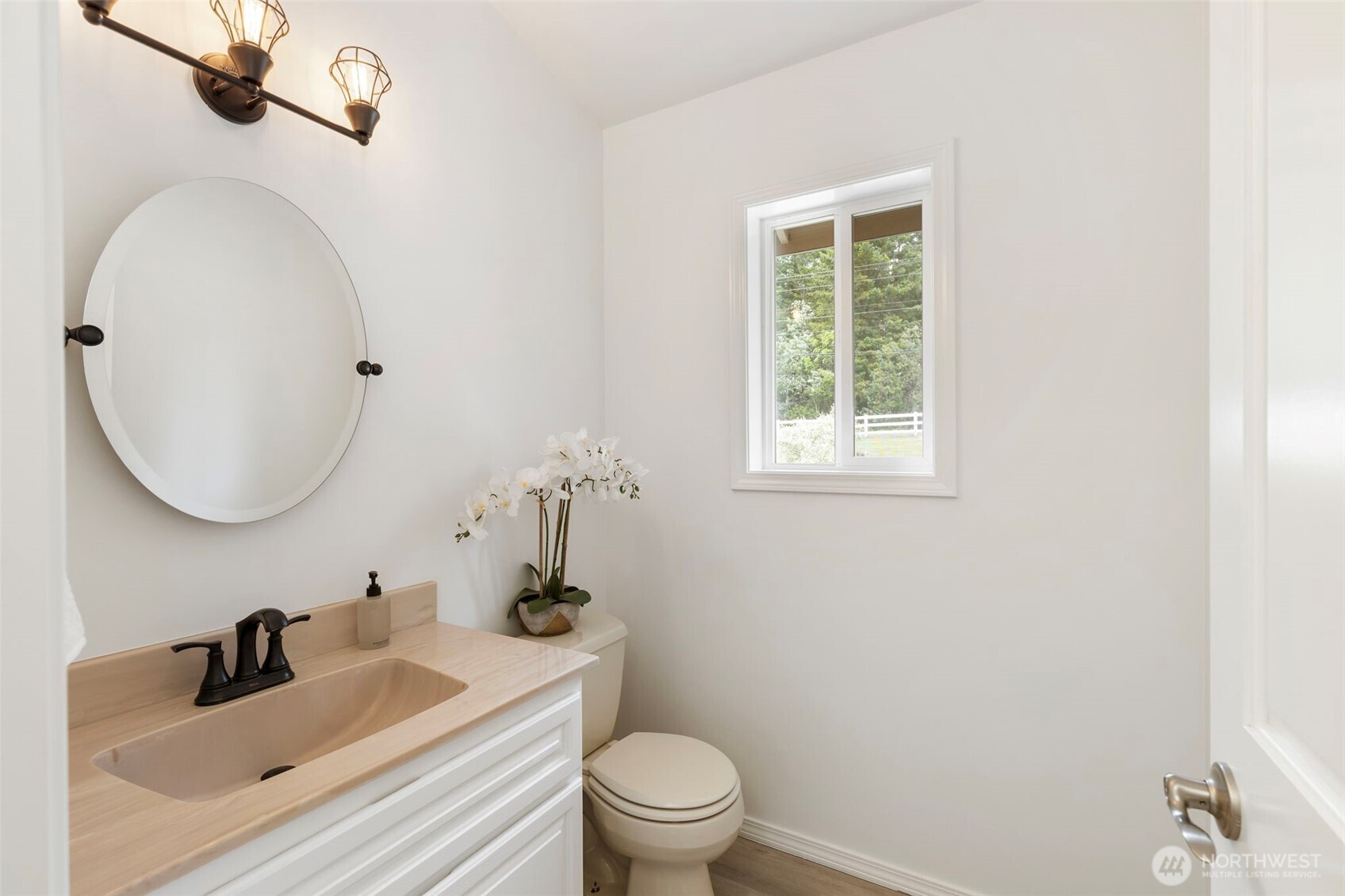 14110 Glenwood Road Property Photo 6