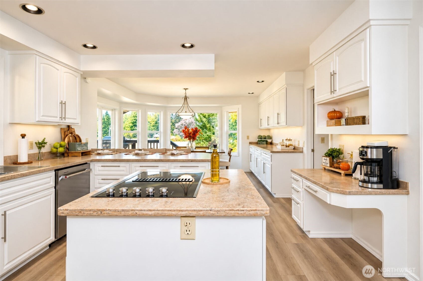 14110 Glenwood Road Property Photo 8