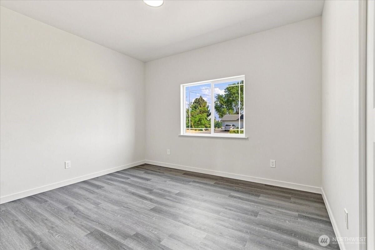 620 Sw Regent Ave Property Photo 16