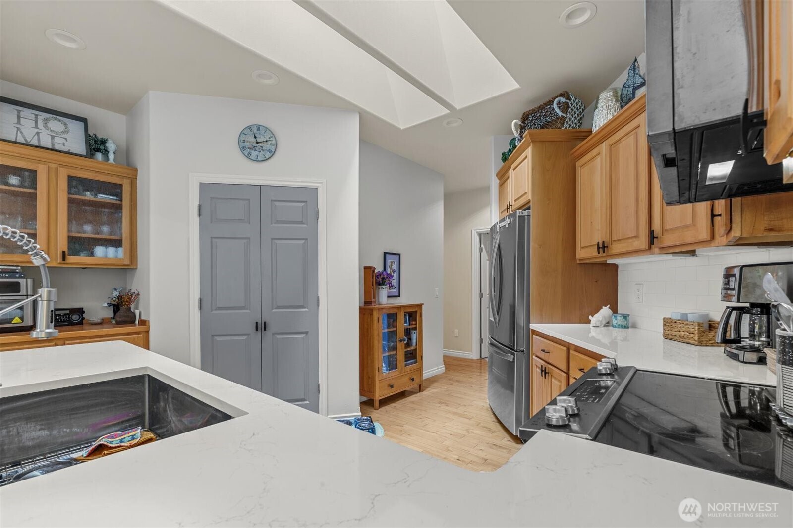 220 Cascadia Loop Property Photo 11