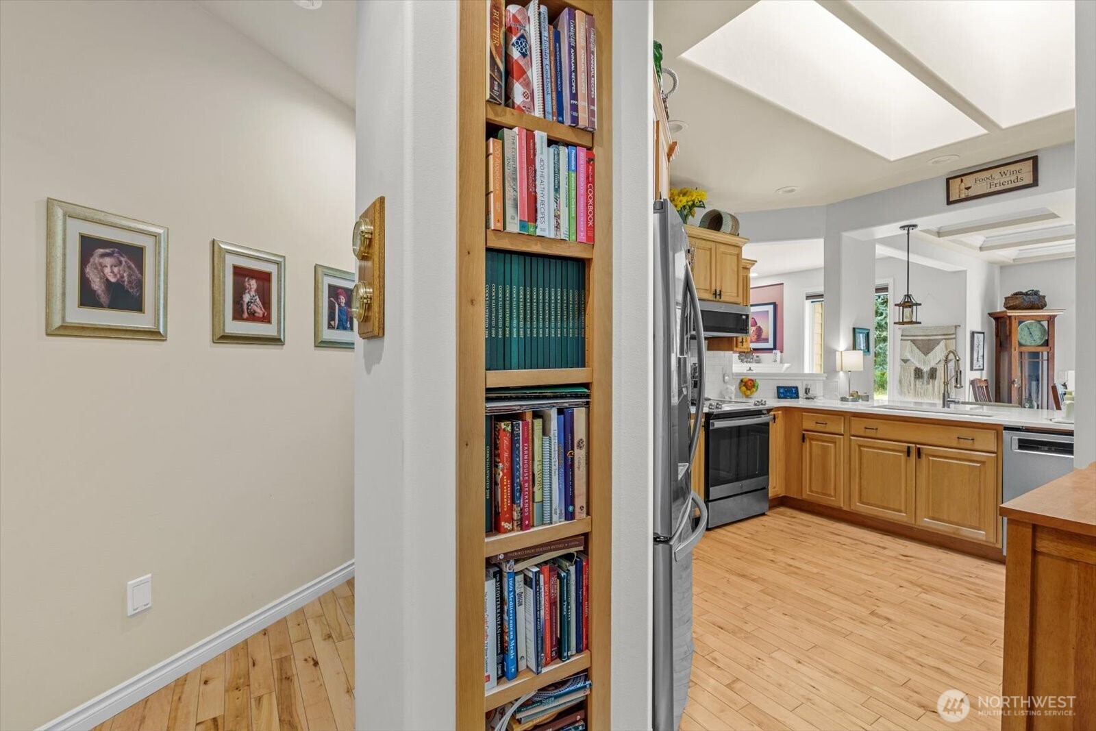 220 Cascadia Loop Property Photo 19