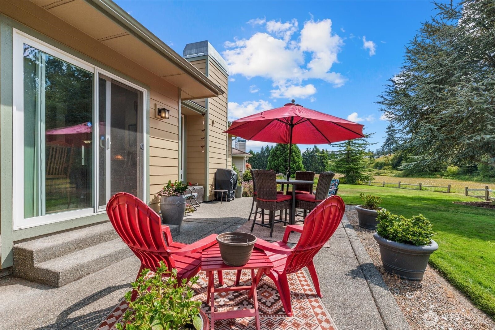 220 Cascadia Loop Property Photo 23