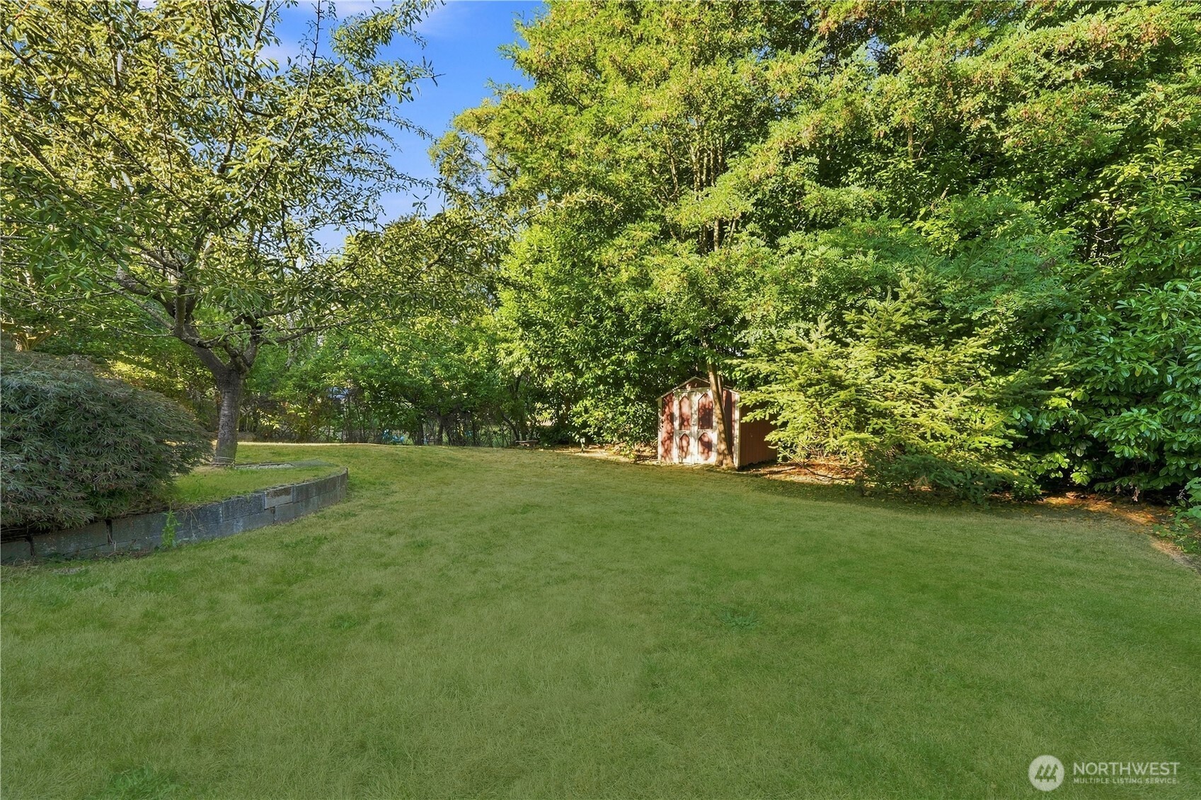 11526 3rd Avenue Property Photo 2