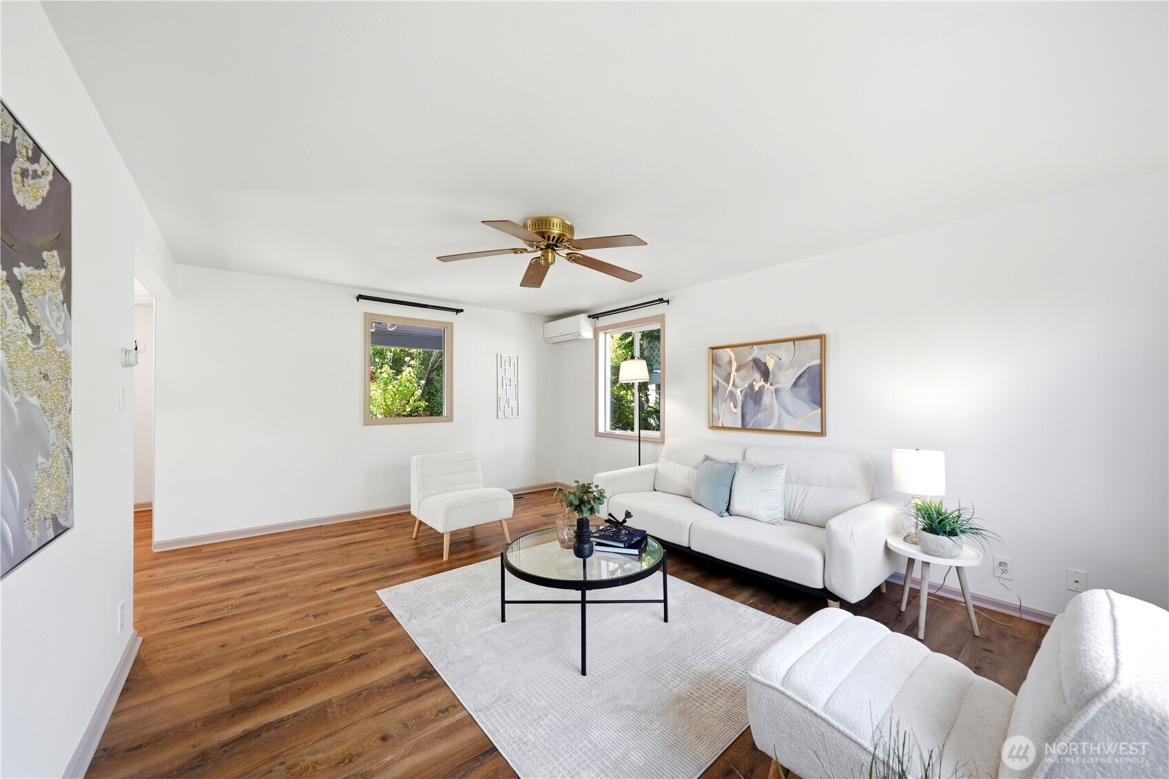 11526 3rd Avenue Property Photo 6