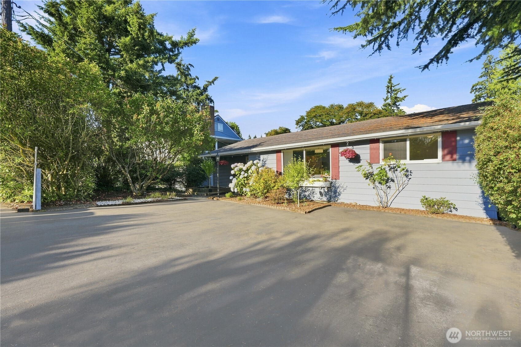 11526 3rd Avenue Property Photo 30