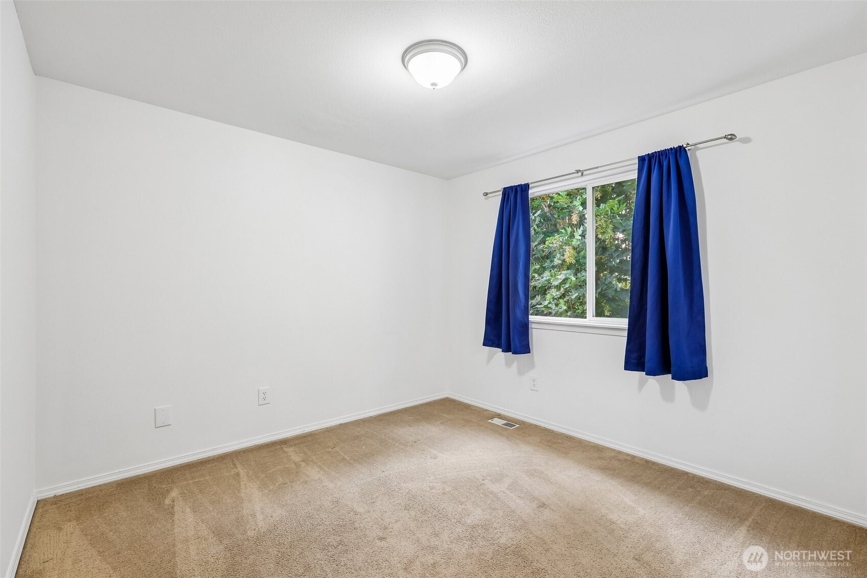 13718 43rd Avenue Property Photo 27