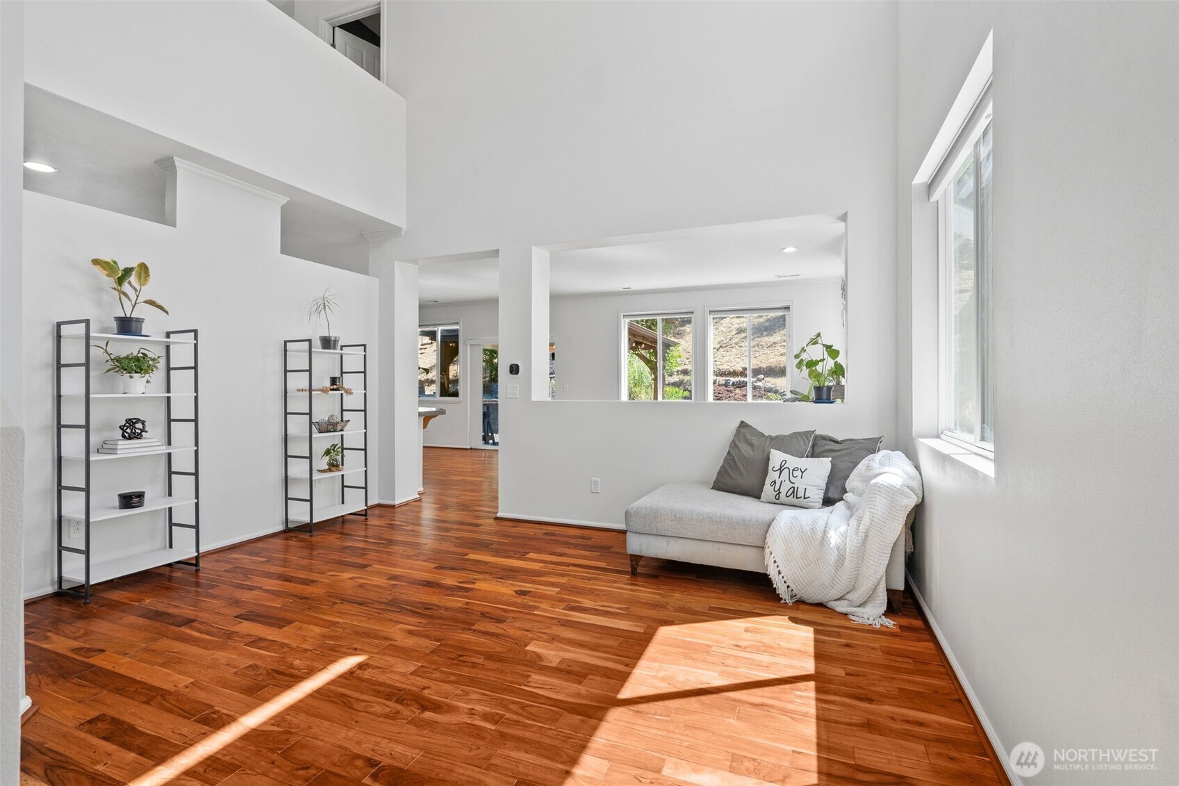 6728 Charlotte Avenue Property Photo 3