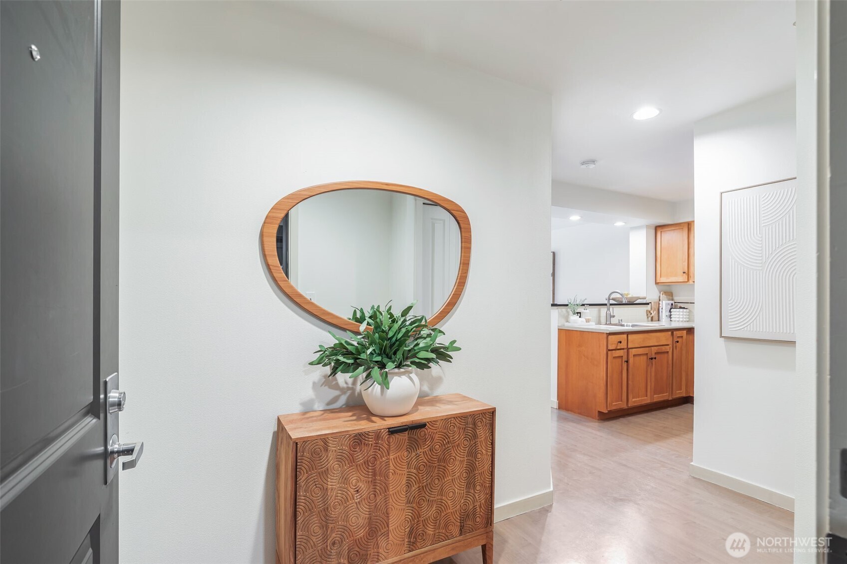 1909 10th Avenue 206 Property Photo 6
