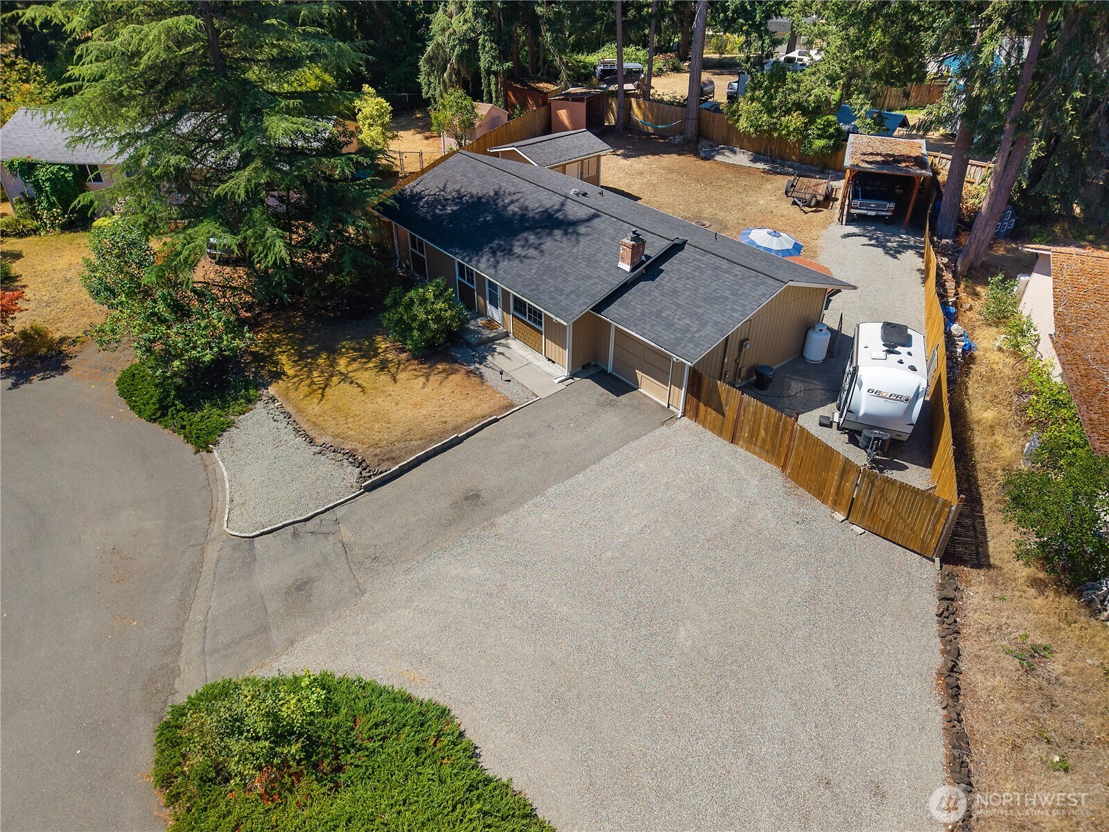 1706 Foxfire Drive Property Photo 2