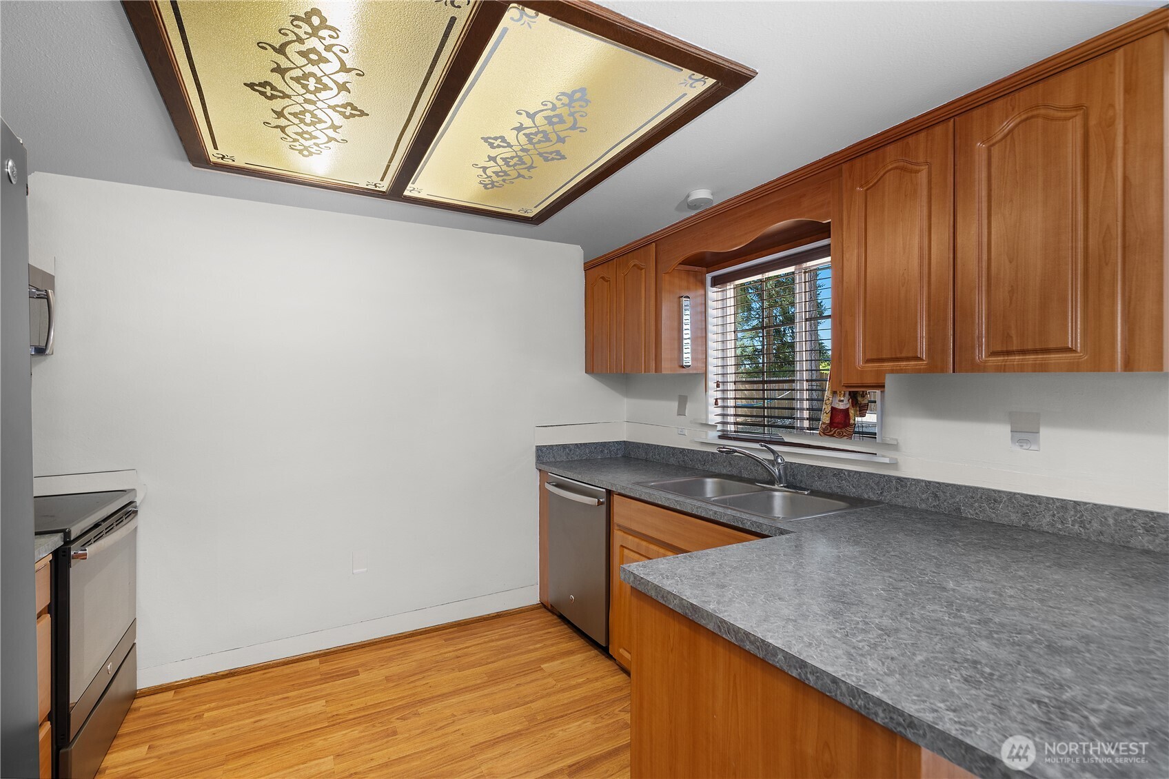 1706 Foxfire Drive Property Photo 15