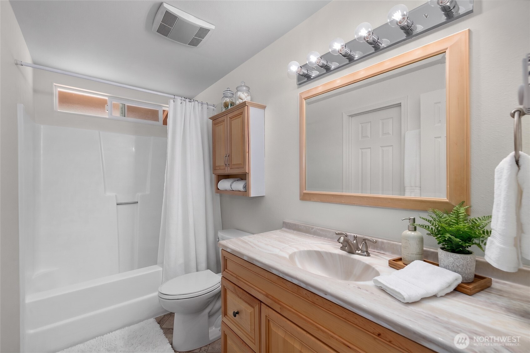 1706 Foxfire Drive Property Photo 20
