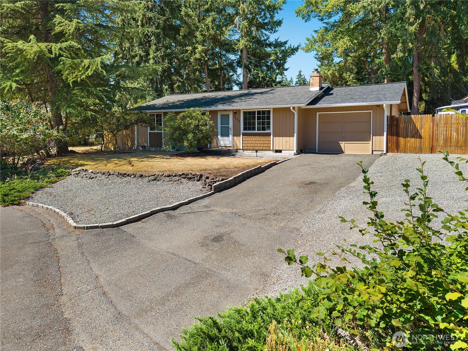 1706 Foxfire Drive Property Photo 35