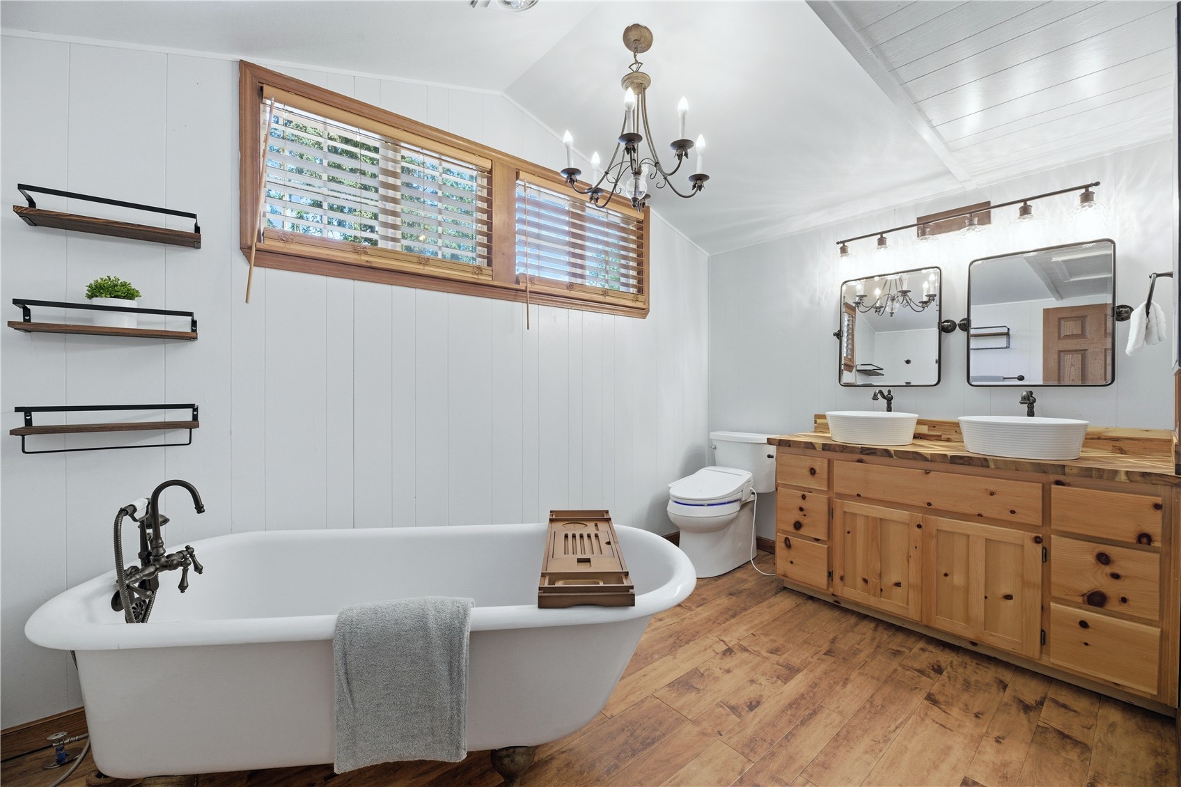13013 224th Street Property Photo 12