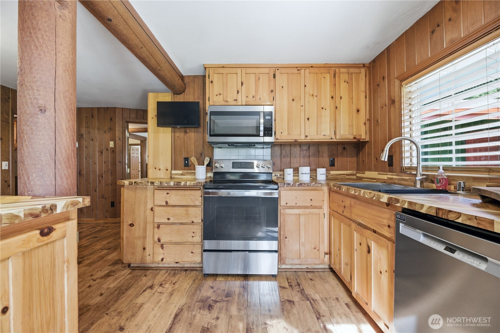 13013 224th Street Property Photo 16