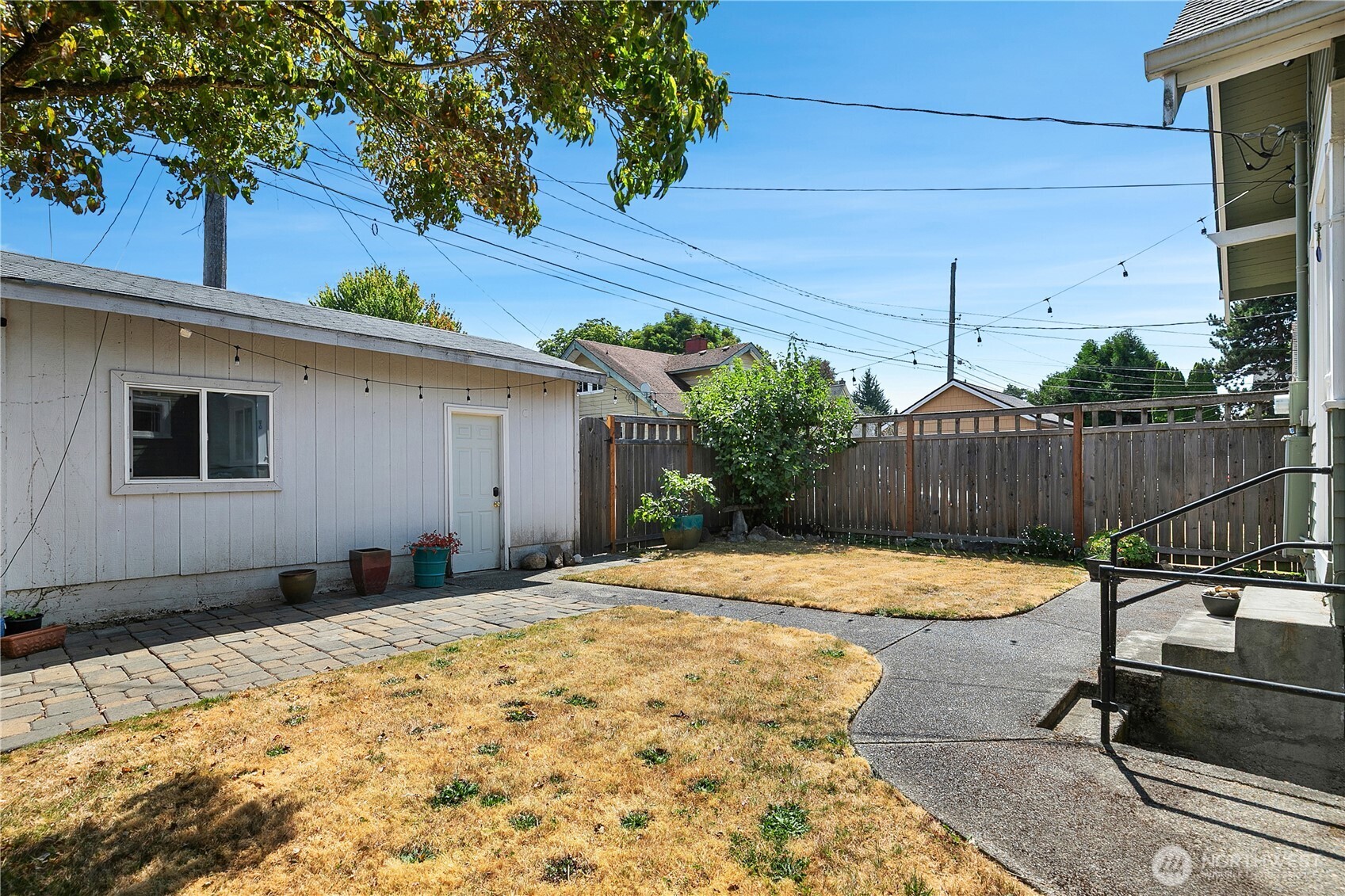1107 N Anderson Street Property Photo 33