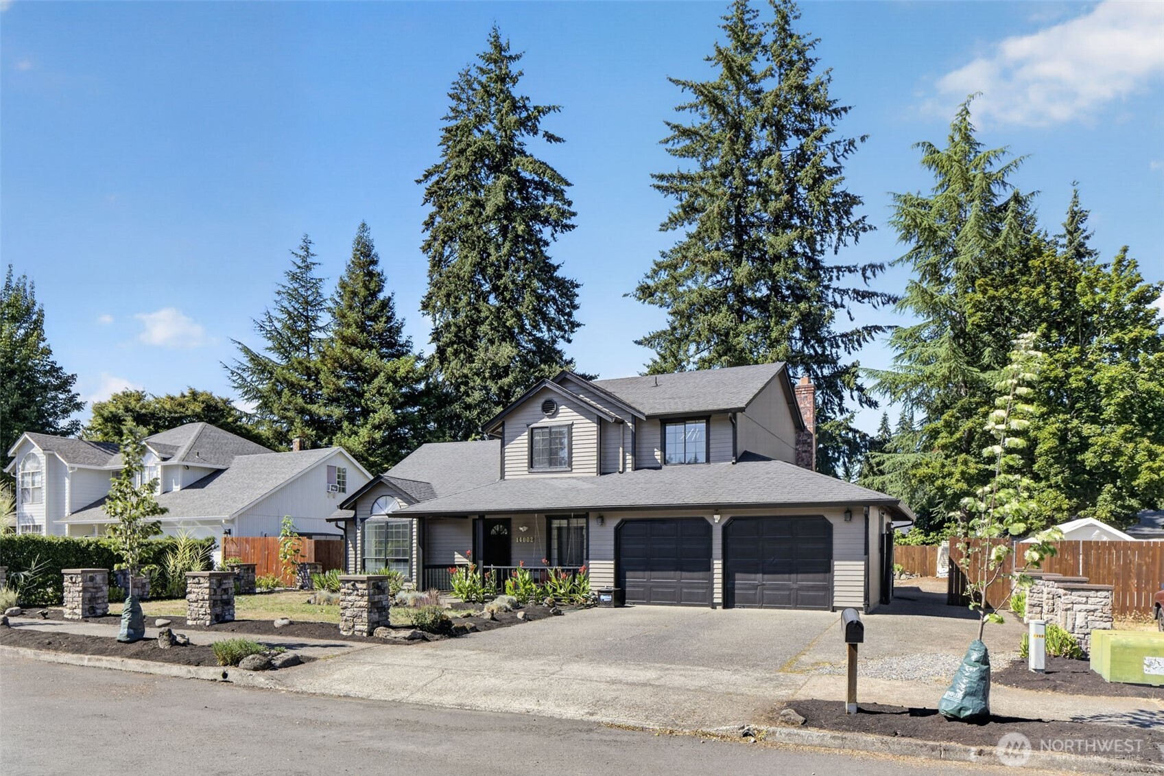 14002 Ne 7th Circle Property Photo 1