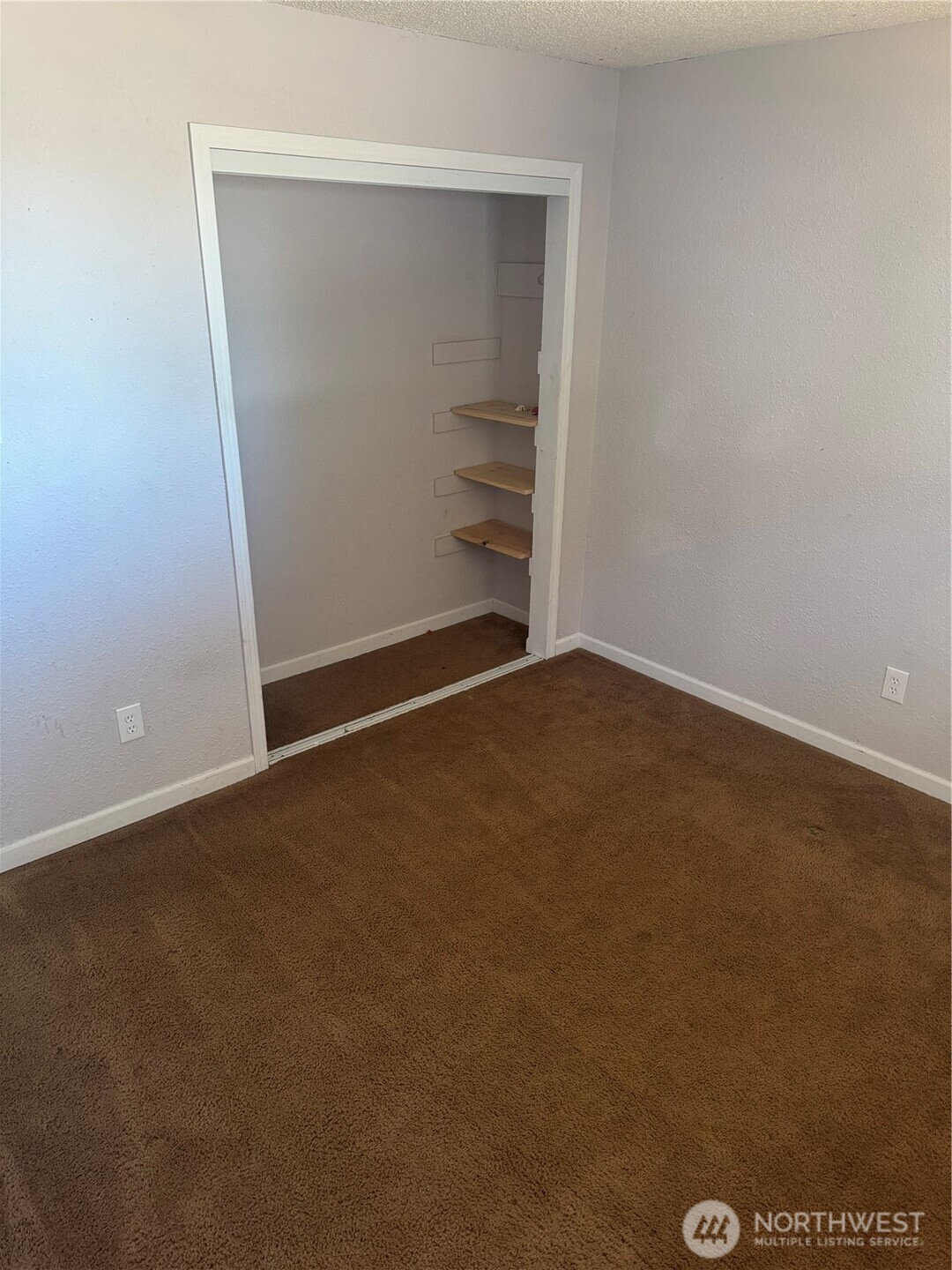 412 S Washington Property Photo 12