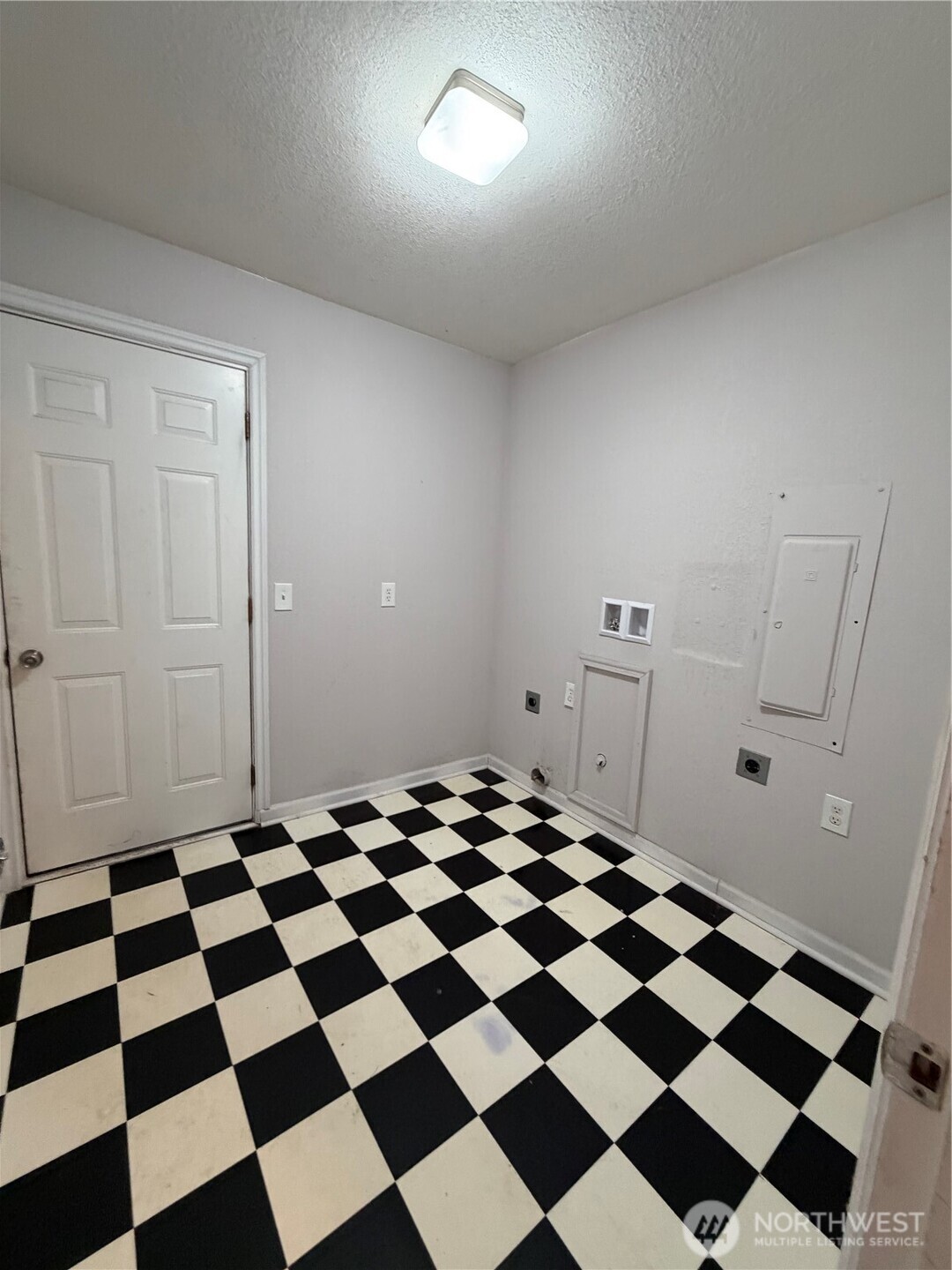 412 S Washington Property Photo 19