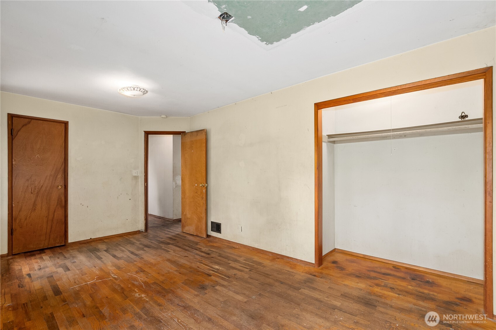 215 99th Street Property Photo 11