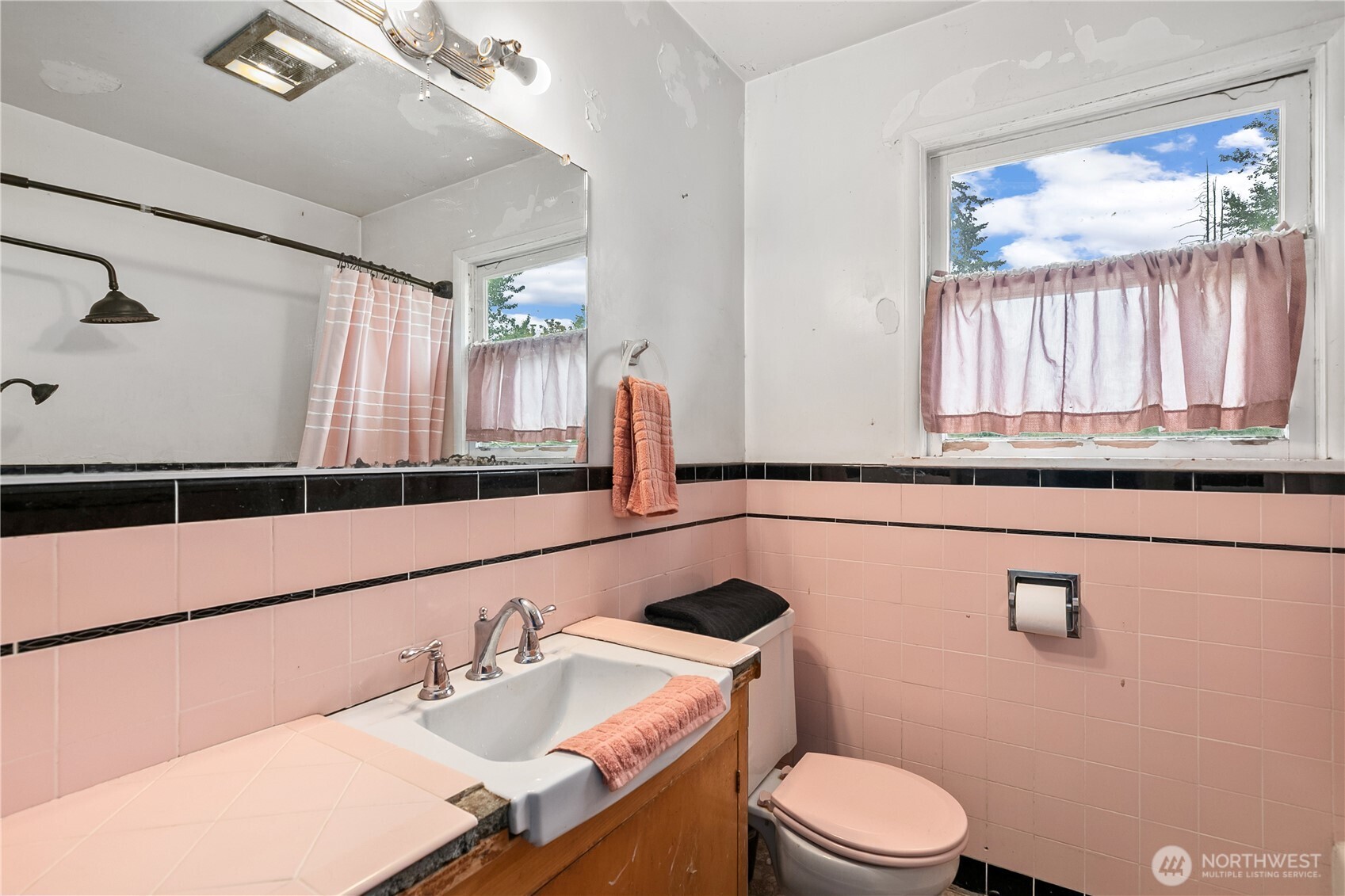 215 99th Street Property Photo 14